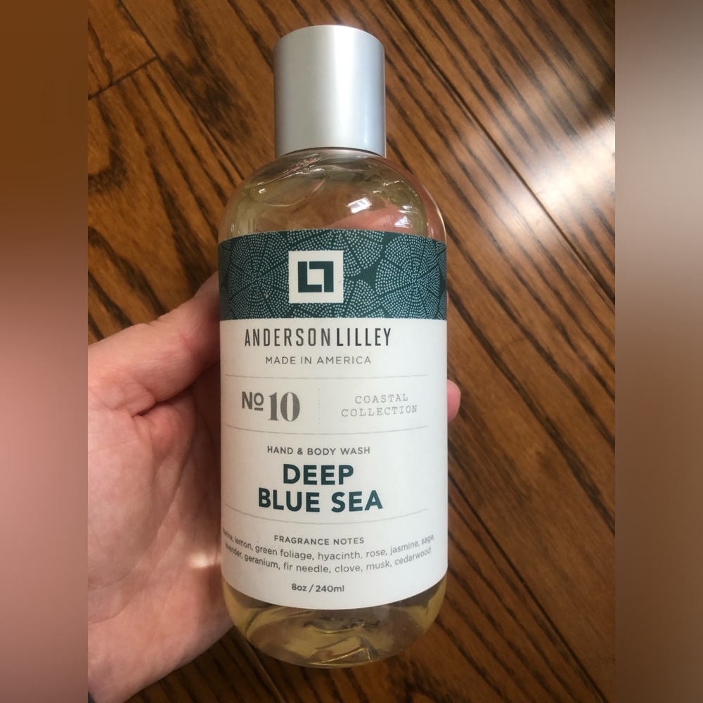 Anderson Lilley hand and body wash 8oz in deep blue sea